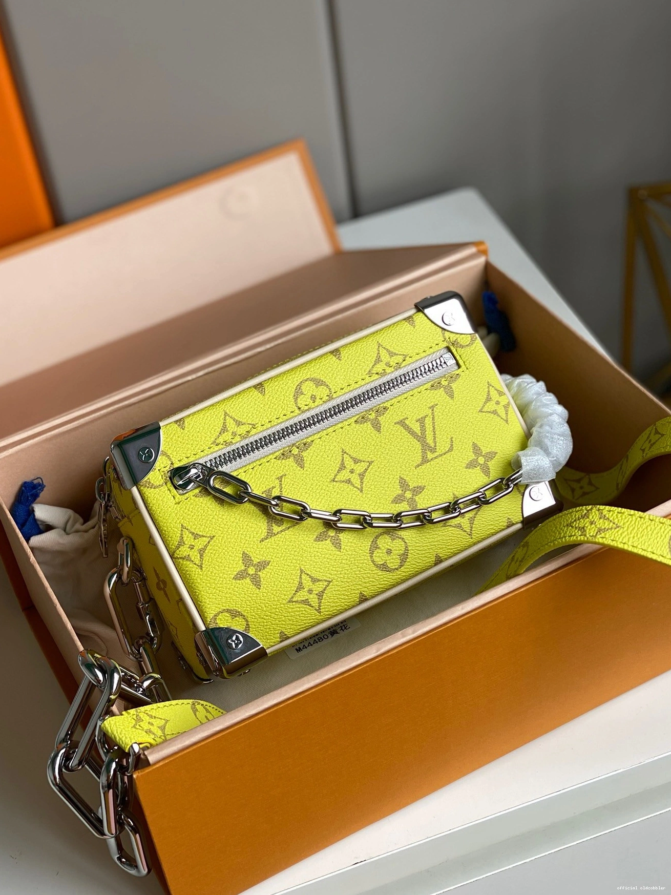 LOUIS VUITTON SOFT TRUNK 0802